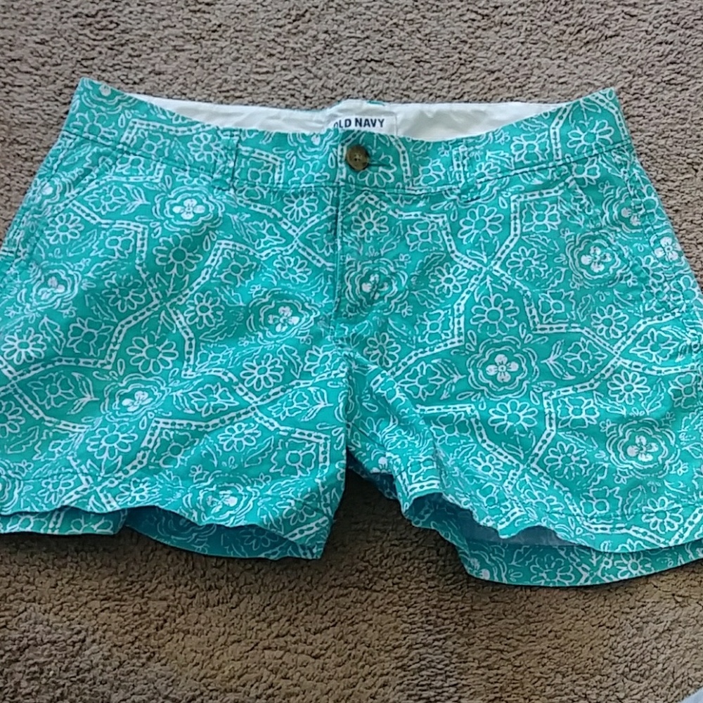Old navy shorts